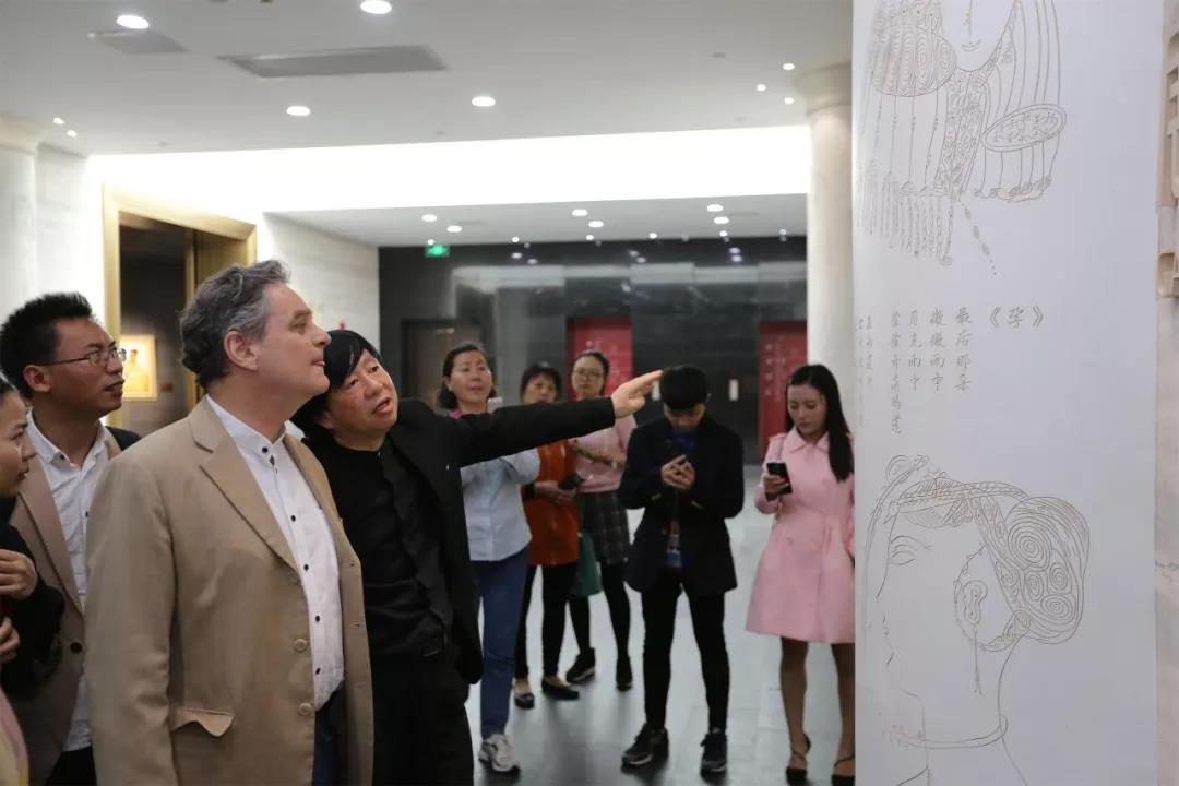 微信图片_20180418155619 春意正浓，法国总领事走进了李自健美术馆......